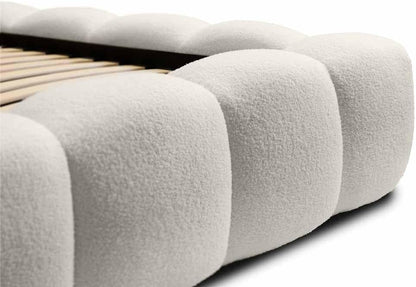Luxusbetten24 Polsterbett Boston – Designerbett mit Stauraum, Bouclé-Bezug, modernes Bettgestell